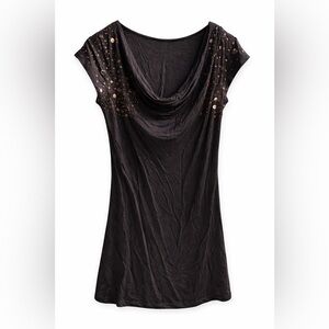 Kische XL Black top with flounce neckline and bronze embellishment